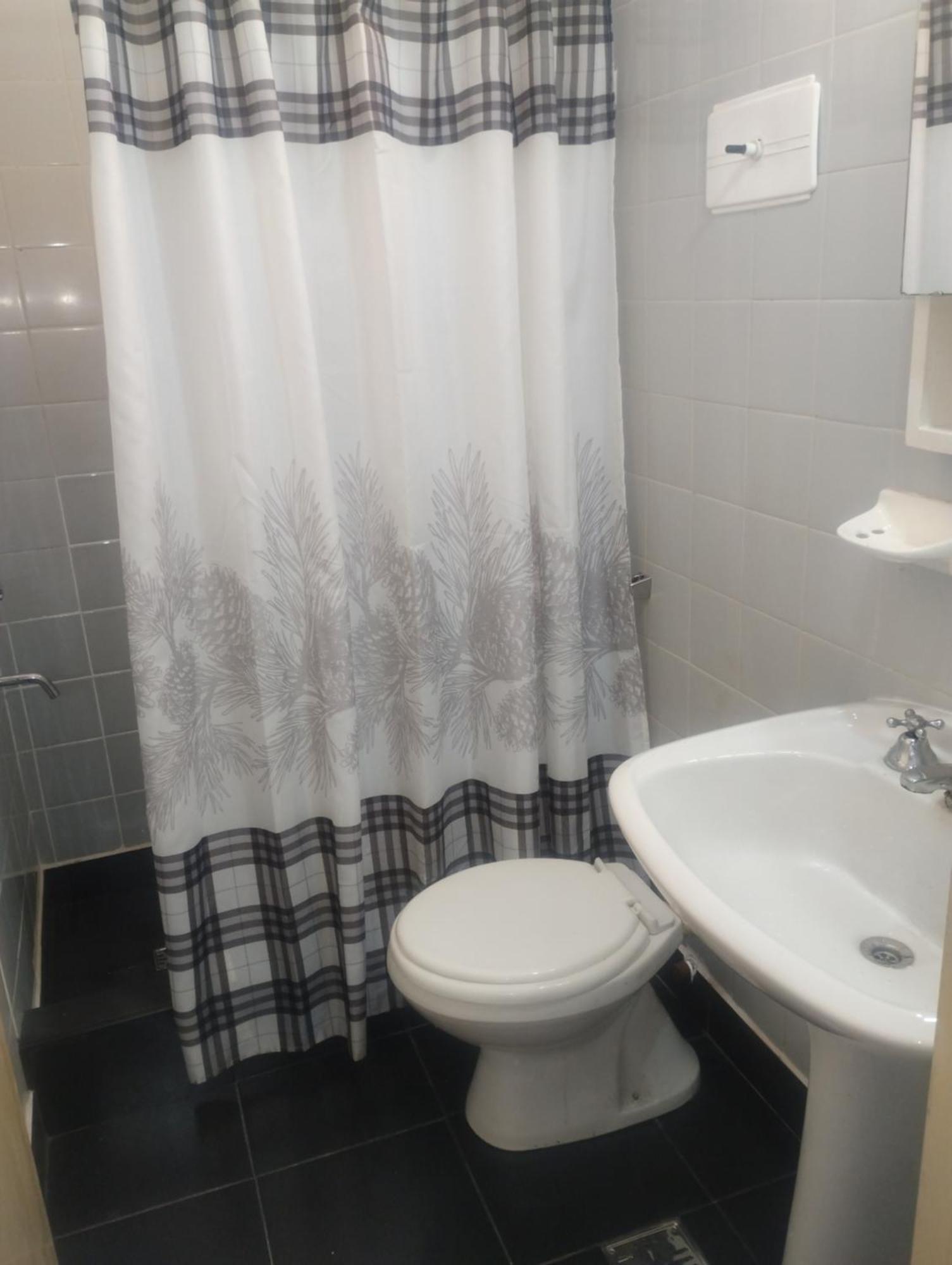 Apartment Calido En Parque Lezama Buenos Aires